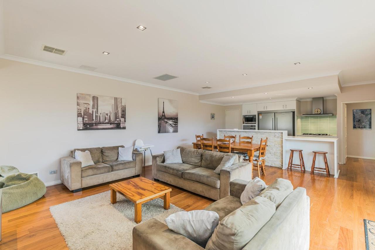 Ocean Keys Cottage - Free Wifi Mindarie エクステリア 写真